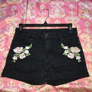 Encore women’s shorts
